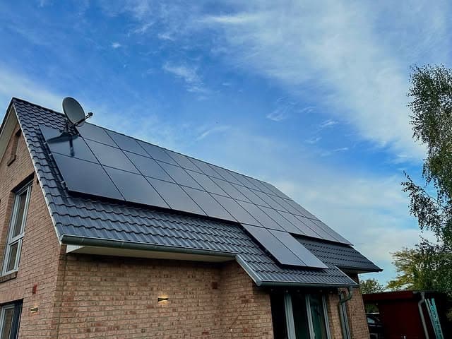 Installation einer Solaranlage durch Baltic Smart Home